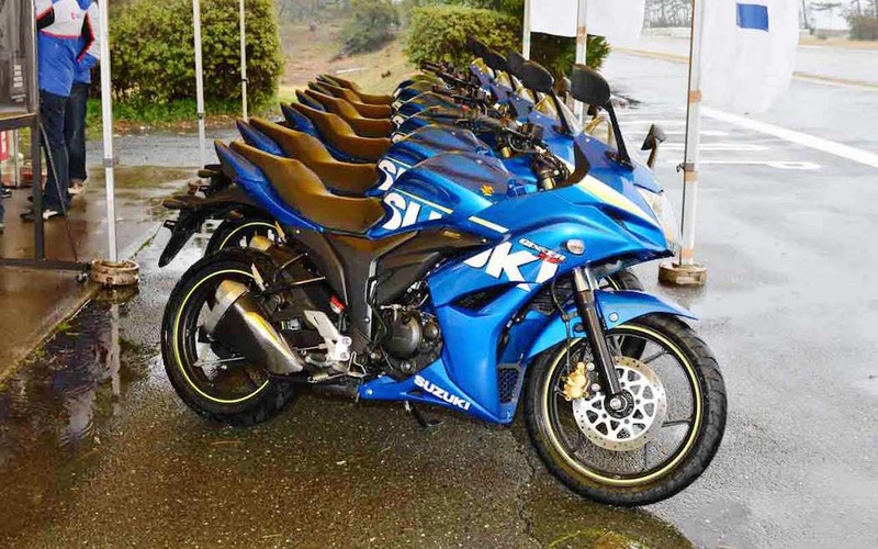 Con tay Suzuki Gixxer SF FI 2016 gia 34 trieu co gi?